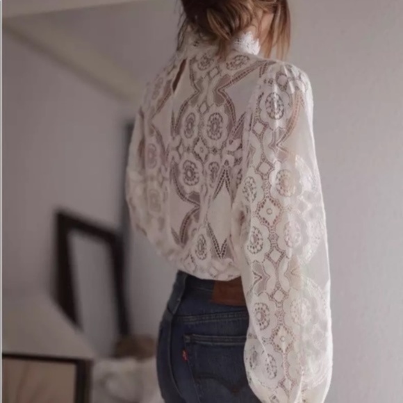 White lace scalloped high neck long sleeve Top Boho - Picture 8 of 14